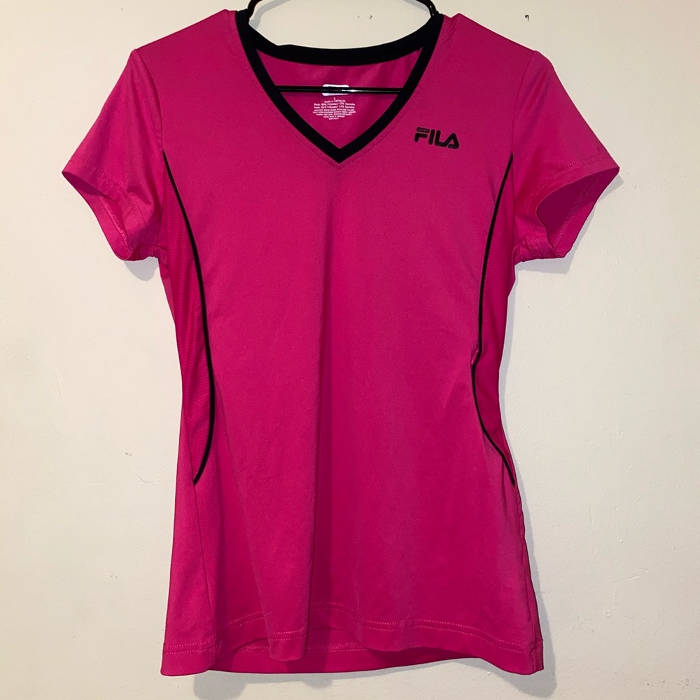 workout shirt